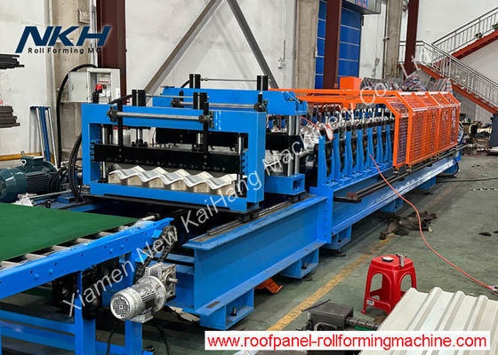845 metalen dak tegelrol vormt machine servomotor rijden vliegpers en gesneden metalen rolvorming machine