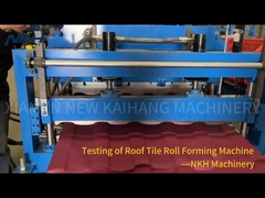 Precision Metal Roof Tile Roll Forming Machine met servomotor